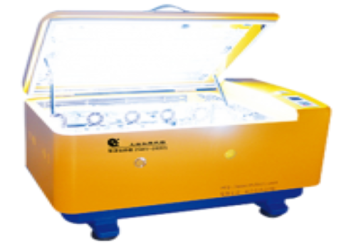 Light shaking incubator